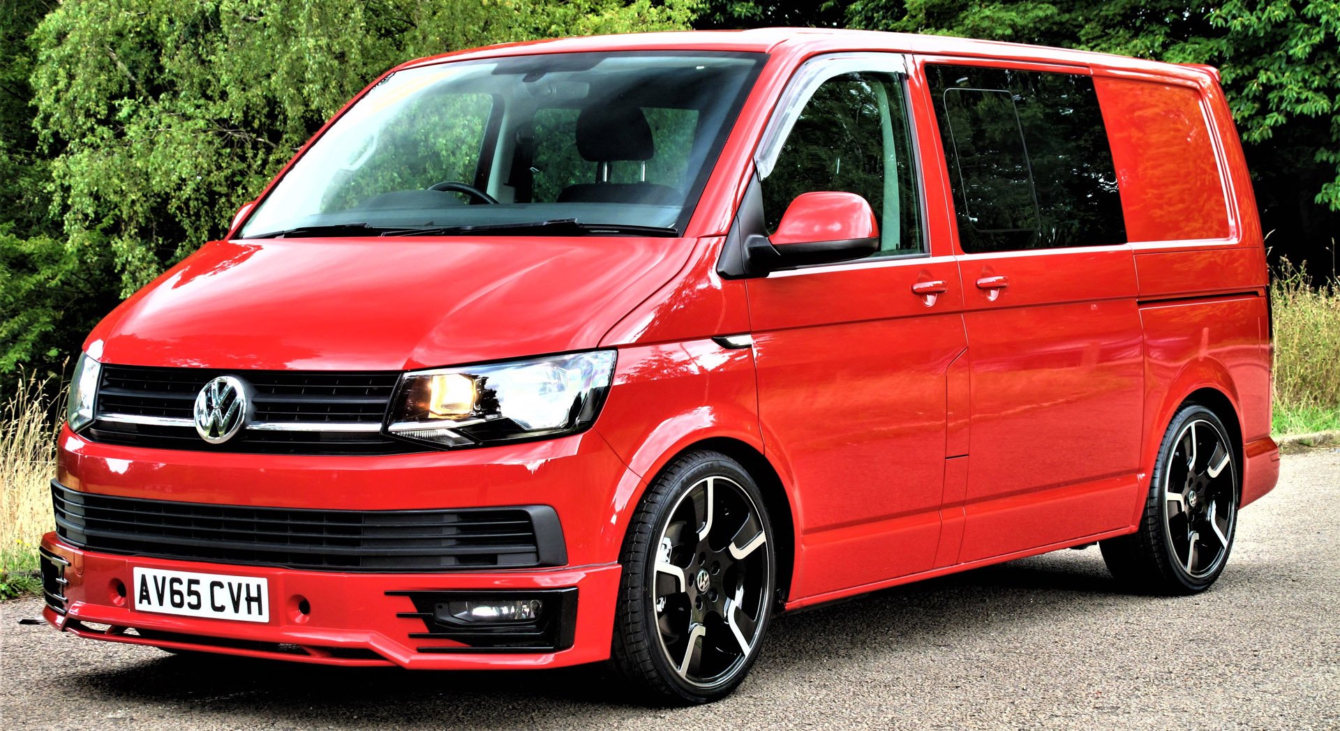 SOLD Used VOLKSWAGEN TRANSPORTER SPORTLINE 2009 Silver in Hook