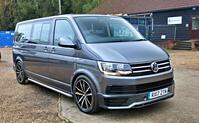VOLKSWAGEN TRANSPORTER SHUTTLE