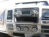 VOLKSWAGEN TRANSPORTER SHUTTLE