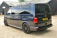 VOLKSWAGEN TRANSPORTER SHUTTLE