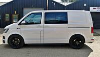 VOLKSWAGEN TRANSPORTER KOMBI