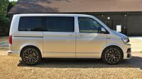 VOLKSWAGEN TRANSPORTER SHUTTLE