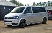 VOLKSWAGEN TRANSPORTER SHUTTLE