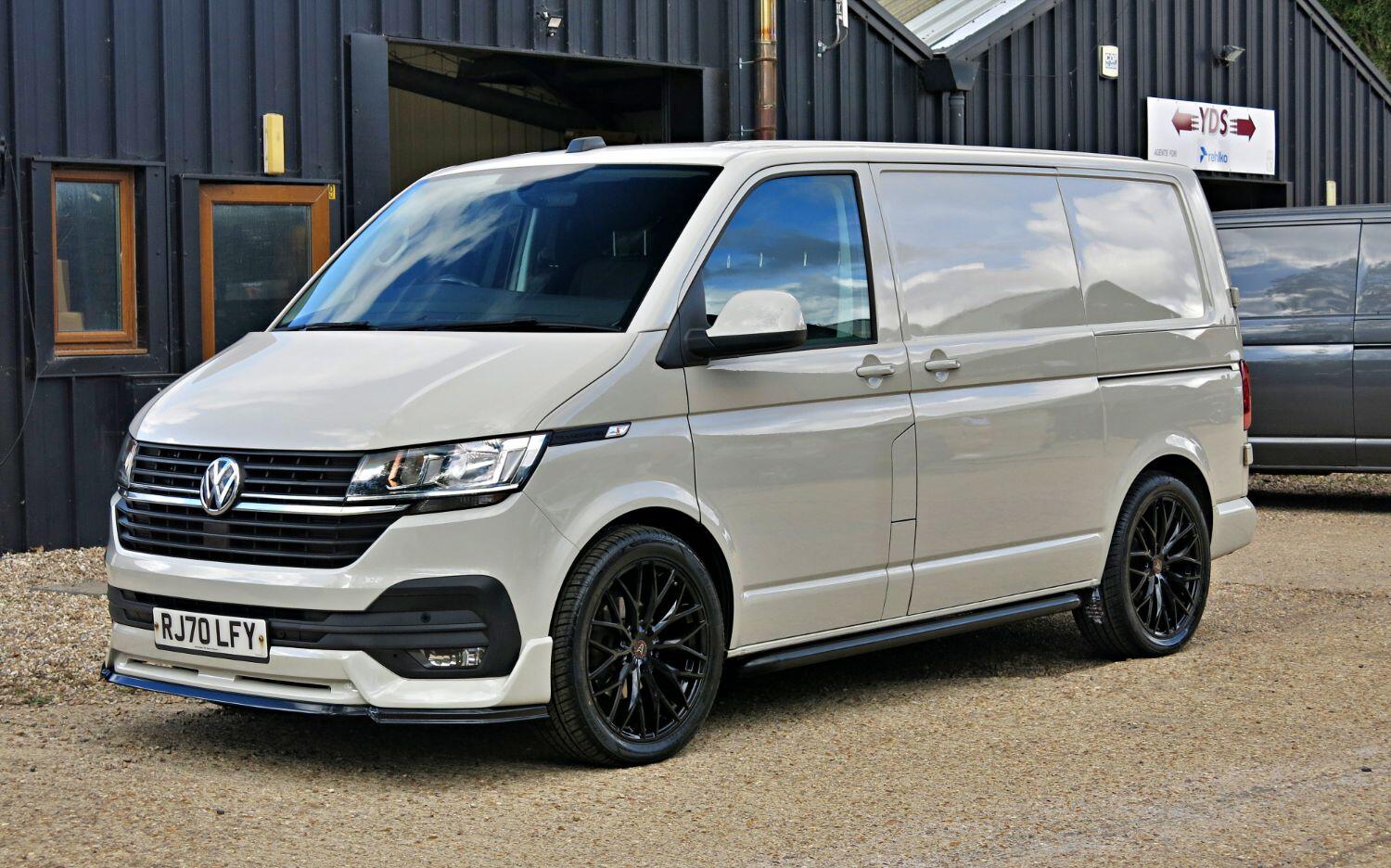 Transporter Kombi Sportline Transporter Sportline 2021 Used
