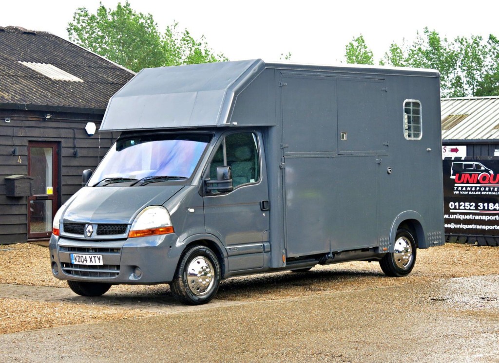 2004 Renault Master