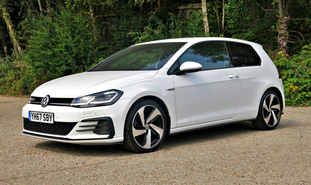 2017 Volkswagen GOLF