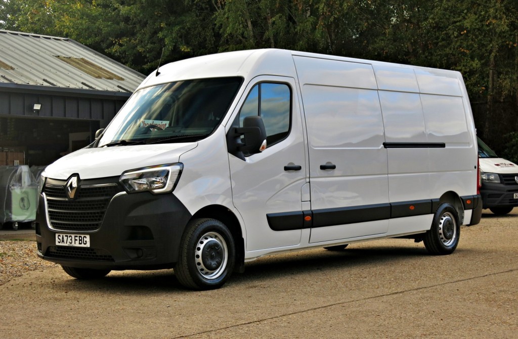 2023 Renault Master
